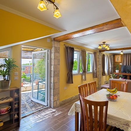Apartman Kunjic Kotor Regione Esterno foto