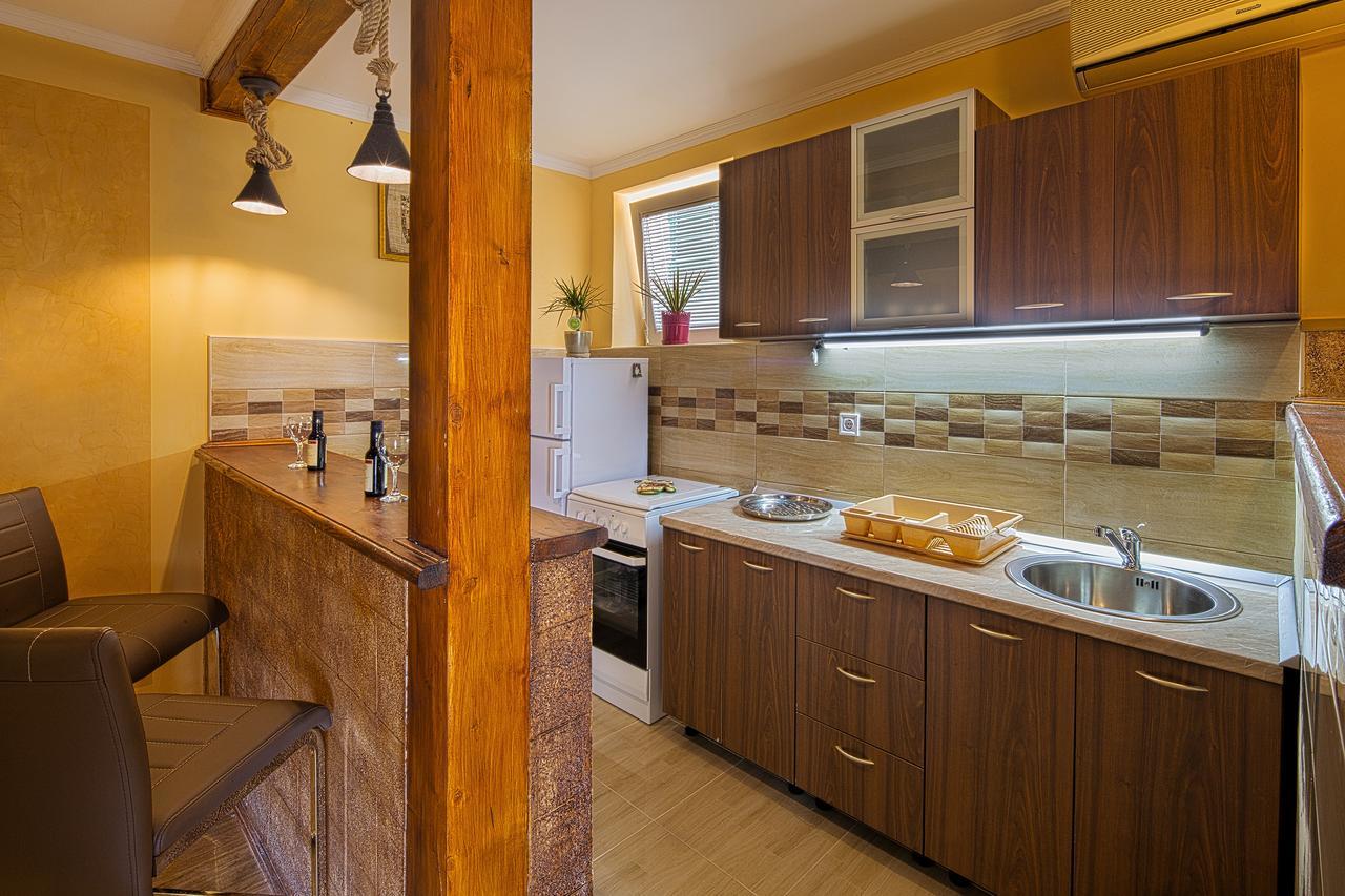 Apartman Kunjic Kotor Regione Esterno foto